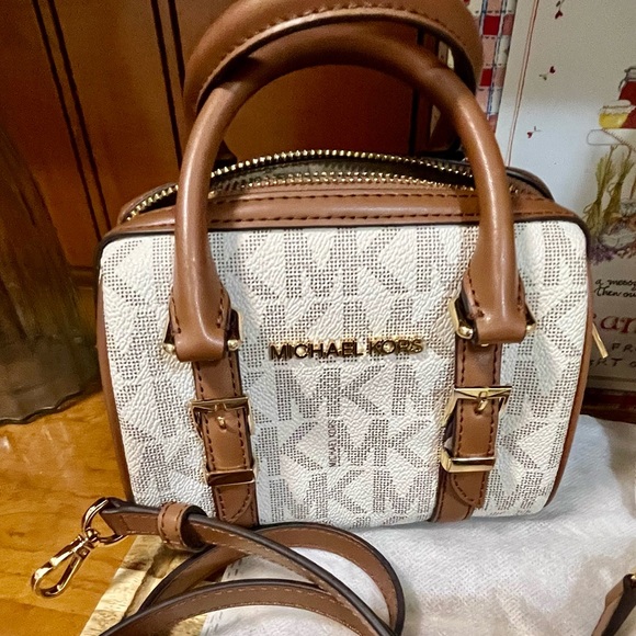 Authentic Mini MK Bundle - Picture 2 of 6